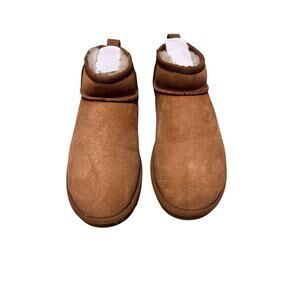 UGG NWOT Women's Classic Ultra Mini Boot Chestnut Size 7 Sheepskin Lined Winter